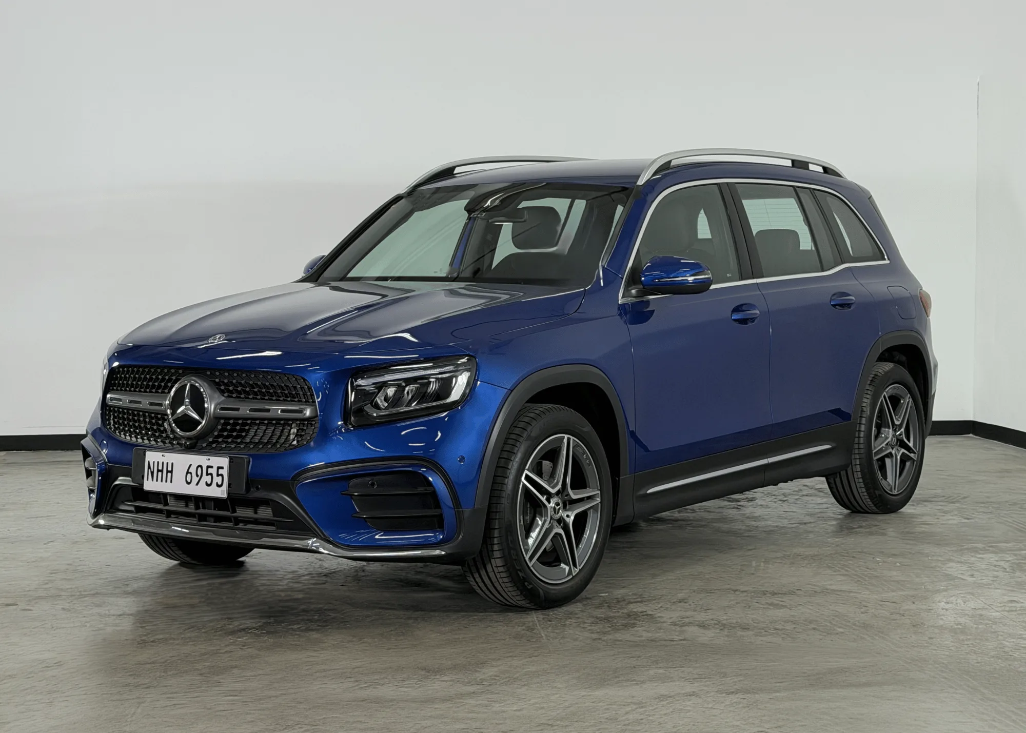 GLB 200 AMG Line (NHH6955) Exterior Front Image