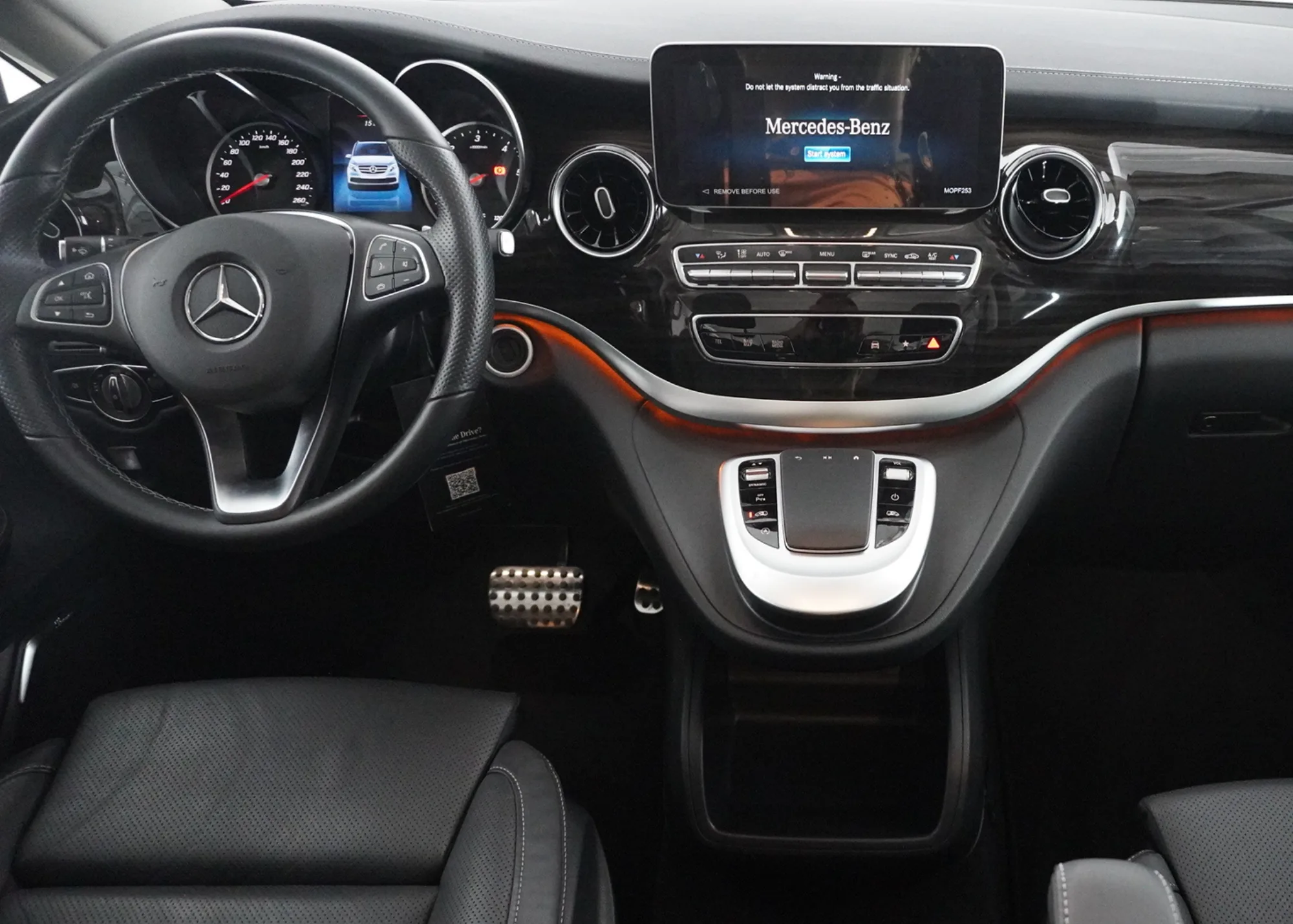V-Class Interior Dashboard